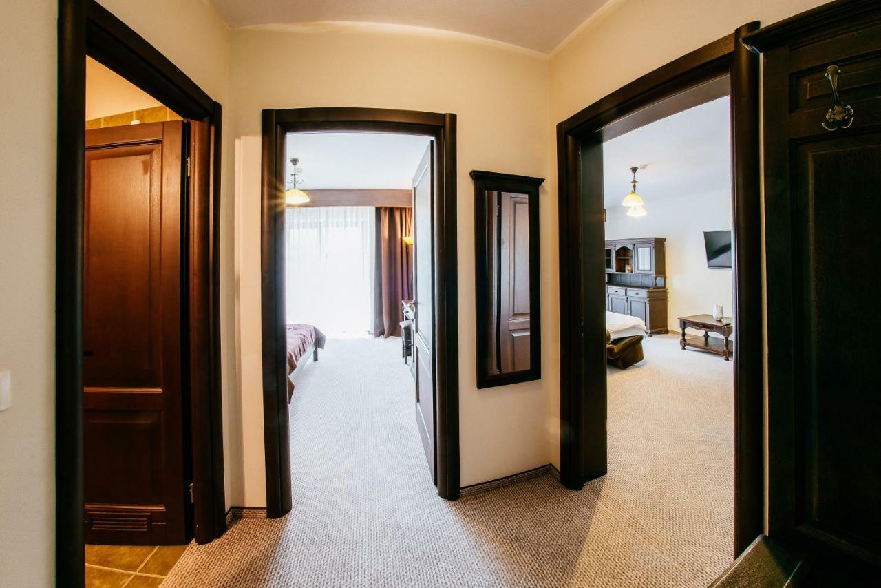 Piatra Pinului Ski & Spa Ґурагумора Екстер'єр фото