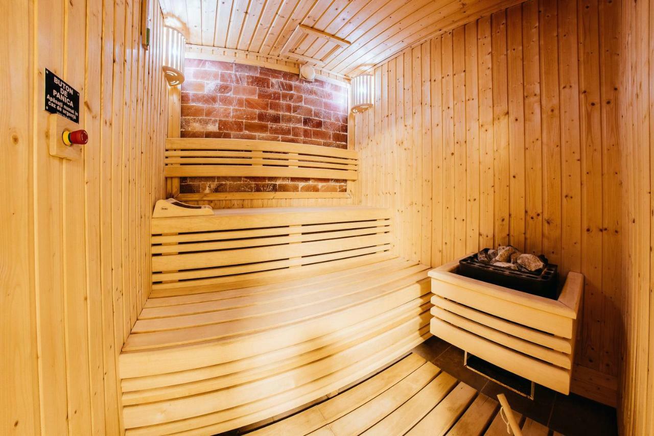 Piatra Pinului Ski & Spa Ґурагумора Екстер'єр фото